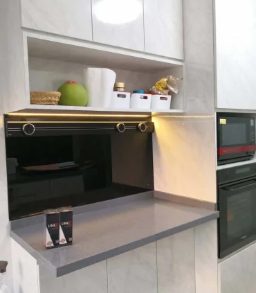 Bộ Ổ cắm thanh trượt Line8 (Lắp nổi/600mm/Trắng Ngọc Trai) + 02 Ổ cắm | ⓿❽❻❽❺⓿❺⓿❺❺ | khuetu.vn