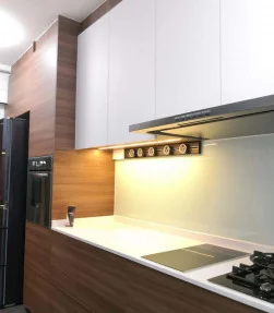 Bộ Ổ cắm thanh trượt Line8 (Lắp nổi/600mm/American Spruce) + 02 Ổ cắm | ⓿❽❻❽❺⓿❺⓿❺❺ | khuetu.vn