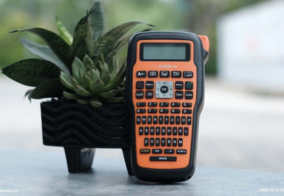Vì sao nên mua E1000 Pro để dán nhãn thi công công trình Điện - Mạng - Bảo trì?